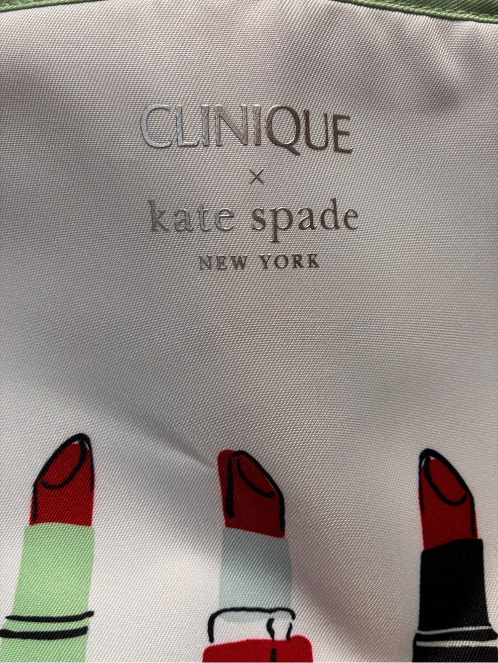 Clinique / Kate Spade Pink Shoulder Tote with Mint Trim and Lipstick Motif - Picture 2 of 3